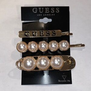 GUESS Pearl and Gold Hair Clip Trio